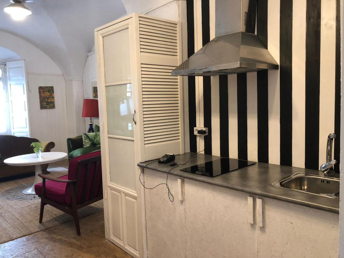 Apartamentos Tukasa Vintage กาเซเรส ภายนอก รูปภาพ