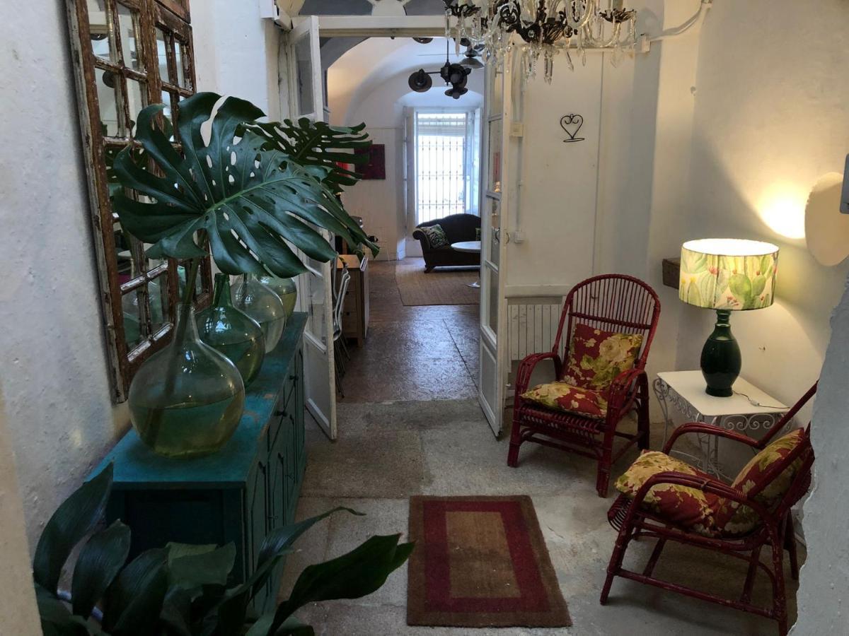 Apartamentos Tukasa Vintage กาเซเรส ภายนอก รูปภาพ