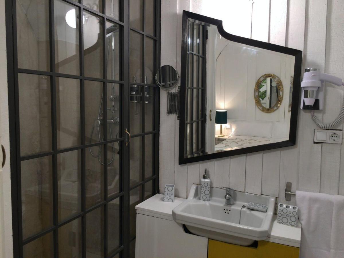 Apartamentos Tukasa Vintage กาเซเรส ภายนอก รูปภาพ